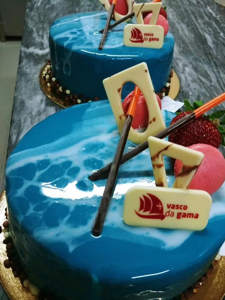 Sobremesa espelhada azul decorada, Vasco da Gama Salamanca